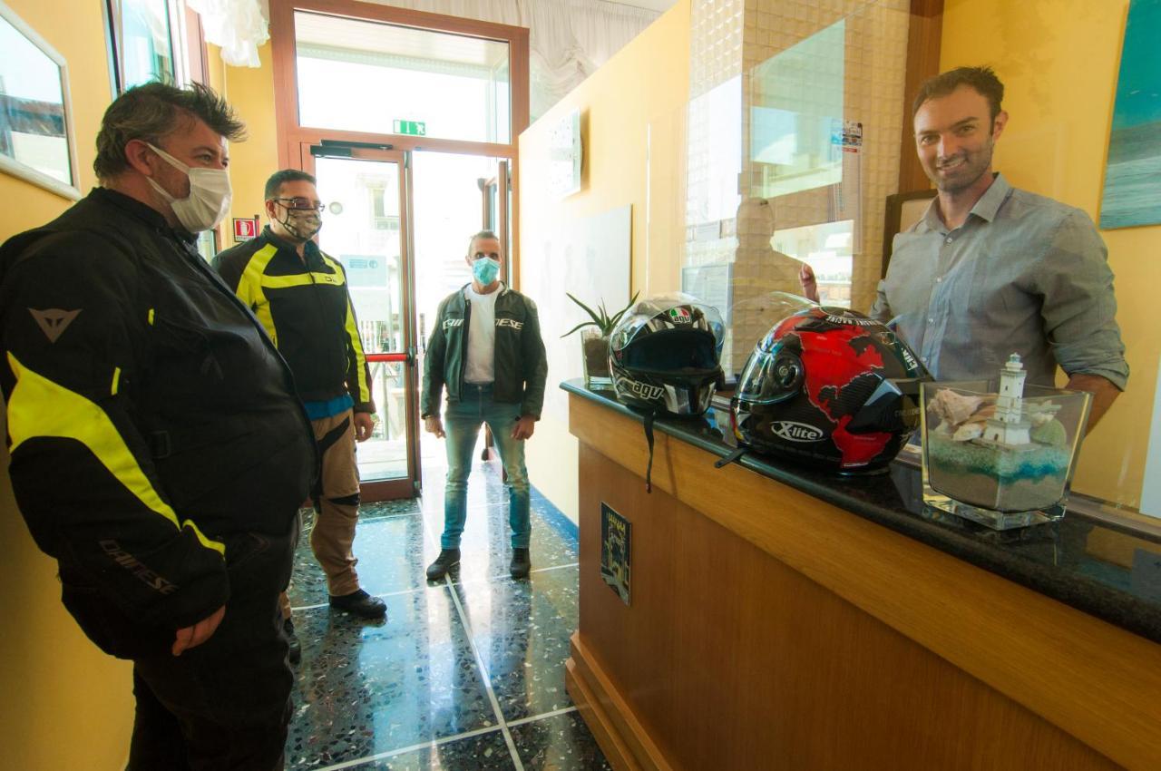 Hotel Greta B&B Rimini Luaran gambar