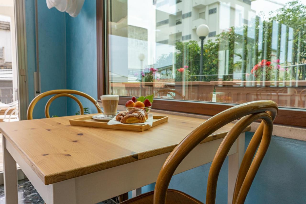 Hotel Greta B&B Rimini Luaran gambar