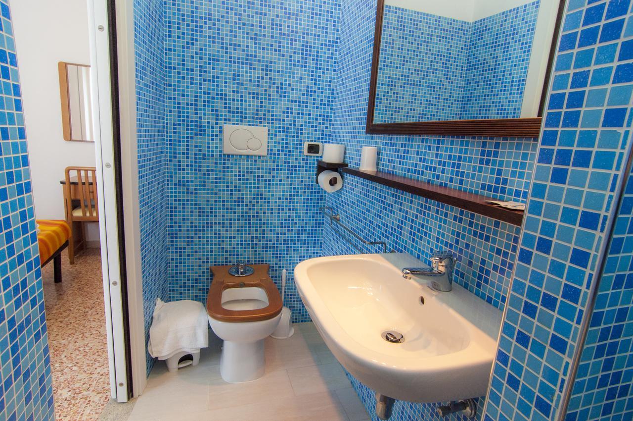 Hotel Greta B&B Rimini Luaran gambar